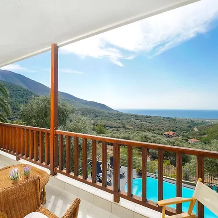 Holiday home Anna Kallirakhi